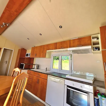 אתר קמפינג Joli Mobil-home Avec Terrain Terrasse 10min Du Puy Dufou