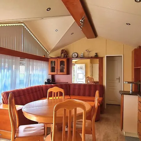 Joli Mobil-home Avec Terrain Terrasse 10min Du Puy Dufou